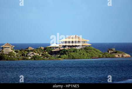 L'île de Neckar, Amérique, Iles Vierges britanniques. 17 novembre, 2014. La dernière étape de la construction de l'île de moustique qui se trouve en face du Necker Island. Mosquito sera la future Maison de Sir Richard Branson et disposera d'environ 10 Plus de maisons à vendre à l'élite. Les images de la couverture de la Coupe 2014 à Necker Necker Island, BVI's. Credit : Mark Greenberg/ZUMA/Alamy Fil Live News Banque D'Images