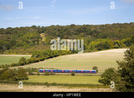 ABINGER HAMMER, Surrey, Angleterre - 29 septembre 2009 - Une classe 166 turbo diesel Express exploité Great Western Railway. Banque D'Images