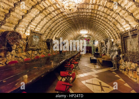 Stock Photo - Ravadinovo, Bulgarie - Le château de Ravadinovo Banque D'Images