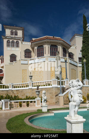 Jardins en terrasses MUSEO CASTILLO SERRALLES (©PEDRO ADOLFO DE CASTRO 1930) EL VIGIA HILL PONCE PUERTO RICO Banque D'Images