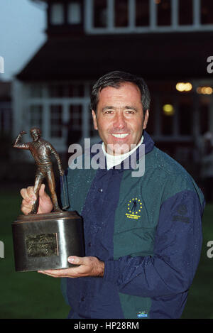 SEVE BALLESTEROS SEVE BALLESTEROS SEVE BALLESTEROS SUNNINGDALE TROPHY TROPHY 16 Avril 2000 Banque D'Images