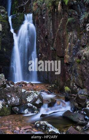 La Force d'échelle, l'échelle Beck, près de Crummock Water, Lake District, Cumbria, Angleterre Banque D'Images