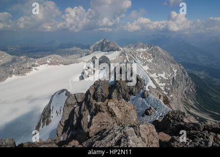 Nationalpark Dachstein, Hoher Dachstein vue depuis le glacier de l'Hallstatt, Salzkammergut, Oberösterreich, Autriche, Autriche Banque D'Images