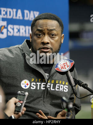 Pittsburgh Steelers l'entraîneur-chef Mike Tomlin au Super Bowl en journée des médias Cowboys Stadium le 1 février 2011 à Arlinton, Texas. Photo par Francis Specker Banque D'Images