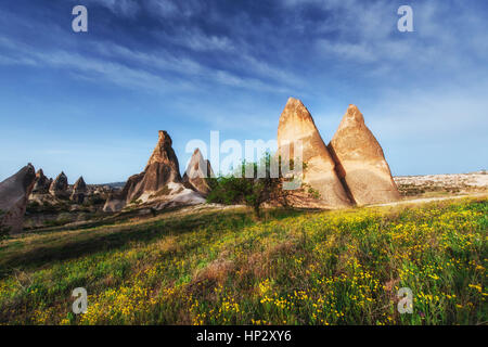 Incroyable coucher du soleil sur la Cappadoce. La Turquie. L'Europe Banque D'Images