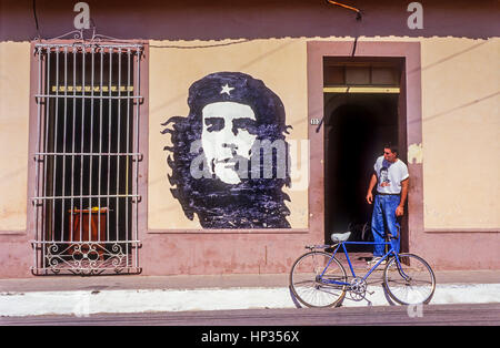 Façade, Union des jeunes communistes des,Trinidad, Cuba Banque D'Images
