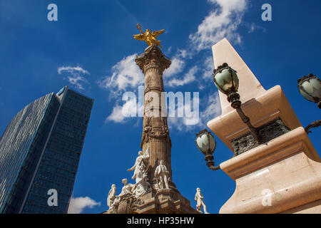 Monument, Golden angel, l'Avenue Reforma, Mexico, Mexique Banque D'Images