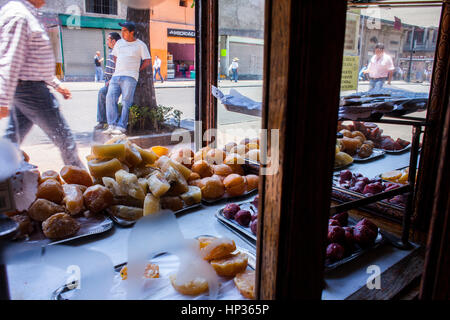 Dulceria Celaya, pâtisserie ou pâtisserie, 39, rue Cinco de Mayo, Mexico, Mexique Banque D'Images