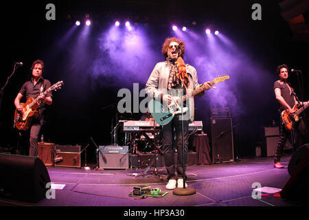 Andres Calamaro Performing Banque D'Images