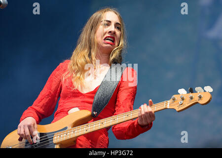 BARCELONA - 30 MAI : Haim (band), les performances par Heineken Primavera Sound Festival 2014 (PS14) le 30 mai 2014 à Barcelone, Espagne. Banque D'Images