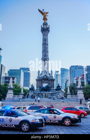 Angel statue, Monument de l'indépendance de l'Avenida de la Reforma, Mexico, Mexique Banque D'Images