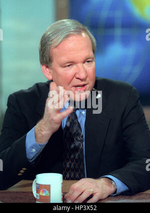 L'ancien porte-parole de la Maison Blanche Mike McCurry traite de commentaires qu'il a faites plus tôt au cours d'une interview à la BBC le Président Clinton lors de la NBC Meet the Press, le 27 décembre 1998 à Washington, DC. Banque D'Images