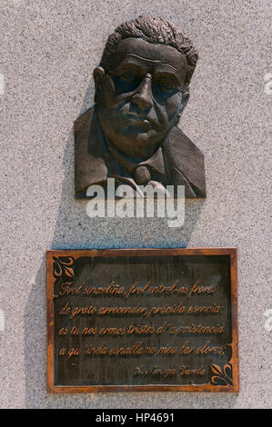 Monument à l'écrivain galicien Antonio Noriega Varela, Viveiro, Lugo province, région de la Galice, Espagne, Europe Banque D'Images