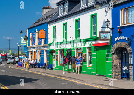 Quay Street à Dingle, péninsule de Dingle, comté de Kerry, Irlande, Europe Banque D'Images