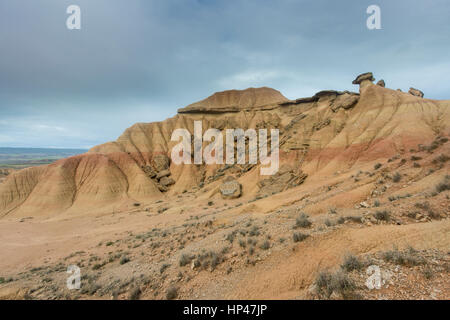 Cortinillas Cabezo de Las Bardenas Reales, parc naturel, réserves de biosphère de l'UNESCO, semi-désertique, Navarra, Espagne Banque D'Images