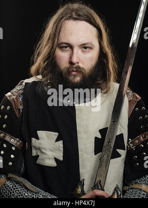 Chevalier en armure médiévale Banque D'Images