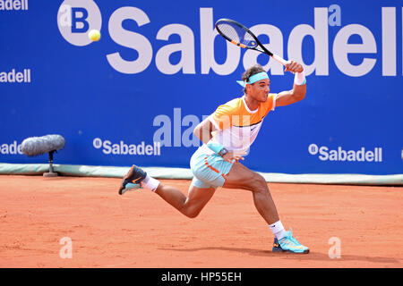 Barcelone - APR 22 : Rafa Nadal (joueur de tennis) joue à l'ATP Open de Barcelone Banc Sabadell Conde de Godo Tournament le 22 avril 2015 à Bar Banque D'Images