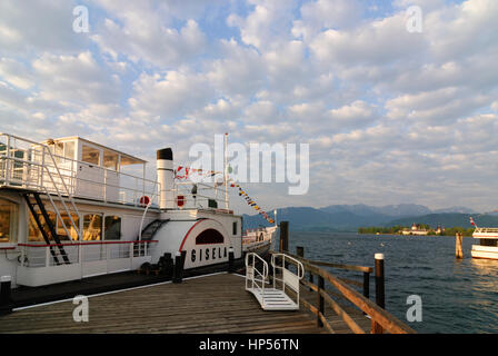 Gmunden, le lac Traunsee ; roue à aube steamer 'Gisela', Salzkammergut, Oberösterreich, Autriche, Autriche Banque D'Images