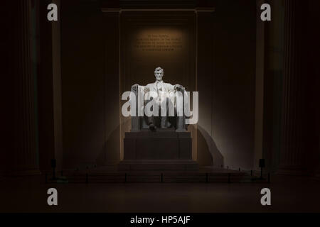 Washington, D.C., USA - Le 19 janvier 2016 : le Lincoln Memorial est un monument national construit pour honorer le 16e président des États-Unis Banque D'Images