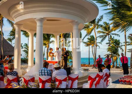 Mariage, Barcelo Bavaro Beach Resort, Punta Cana, République Dominicaine Banque D'Images