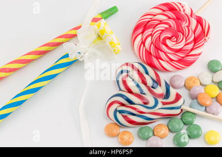 Bonbons sucettes bonbons colorés et Vue de dessus Banque D'Images