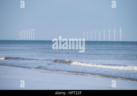 Les éoliennes en mer du Nord, Redcar, Teesside, Angleterre du Nord-Est Banque D'Images