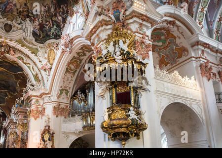 EINSIEDELN, SUISSE - 11 septembre 2016 : une vue de l'intérieur de l'abbaye d'Einsiedeln, un célèbre église catholique dans le Canton de Schwitz. Banque D'Images