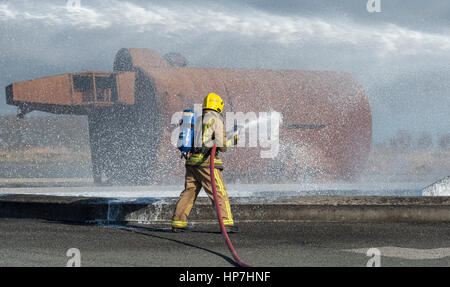 La Marine royale Crash/exercice incendie Aéroport Predannack Banque D'Images