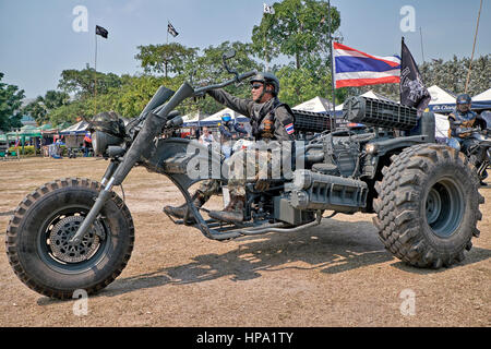 Moto modifiée lors d'un festival de motard en Thaïlande. Banque D'Images