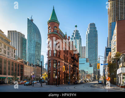 Gooderham ou Flatiron Building dans le centre-ville de Toronto - Toronto, Ontario, Canada Banque D'Images