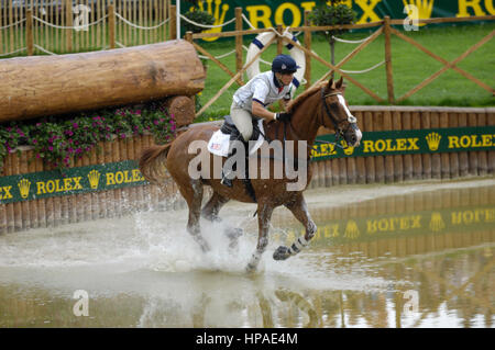 Zara Phillips (GBR) équitation Toytown - World Equestrian Games, Aix-la-Chapelle, - 26 août 2006, dressage, Cross Country Banque D'Images