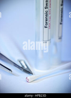 Analyser l'adn forensische Banque D'Images