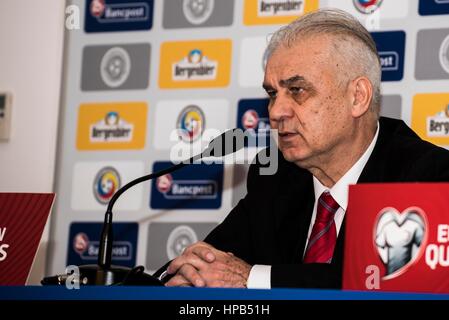 29 mars 2015 : Anghel Iordanescu l'entraîneur de l'Équipe nationale de la Roumanie à la conférence de presse après le 15ème Championnat d'Europe de l'UEFA tour de qualification match entre l'Équipe nationale de football de la Roumanie (ROU) et l'Équipe nationale de football des îles Féroé (BOF) à 'Ilie Oana' Stadium, Ploiesti à Ploiesti, Roumanie ROU. Photo : Cronos/Catalin Soare Banque D'Images