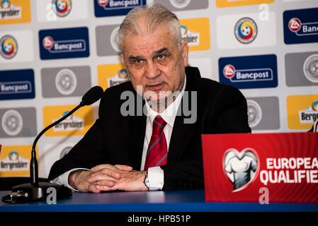 29 mars 2015 : Anghel Iordanescu l'entraîneur de l'Équipe nationale de la Roumanie à la conférence de presse après le 15ème Championnat d'Europe de l'UEFA tour de qualification match entre l'Équipe nationale de football de la Roumanie (ROU) et l'Équipe nationale de football des îles Féroé (BOF) à 'Ilie Oana' Stadium, Ploiesti à Ploiesti, Roumanie ROU. Photo : Cronos/Catalin Soare Banque D'Images