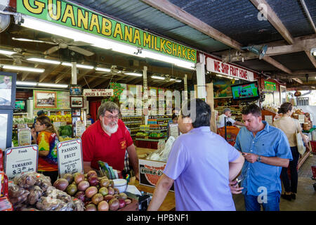 Florida Homestead,Redland,Robert est ici,ferme stand,produit,afficher produit de vente,fruit tropical,tamarin,fruit de la passion,shopping shopping shopping shopping shopping shopping Banque D'Images