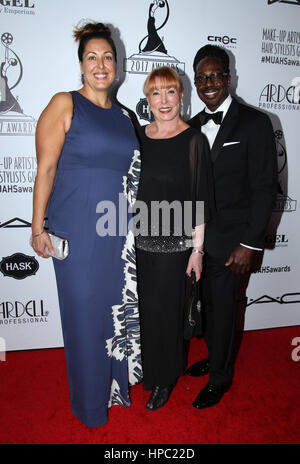 Los Angeles, CALIFORNIE, États-Unis. 19 février 2017. 19 février 2017 - Los Angeles, Californie - Renee J. Vaca, Gail Ryan et Sean Smith. 2017 Make-up Artist & Hair Stylists Guild (MUAHS) Awards organisés au Novo. Crédit photo : AdMedia crédit : AdMedia/Alamy Live News Banque D'Images
