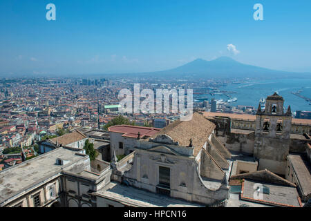 L'Italie, Campanie, Naples,vue sur San Martino Certosa et la ville de Castel Sant'Elmo Banque D'Images