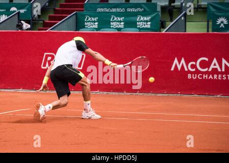 22 avril 2015 : Dusan LAJOVIC CSR en action pendant le tournoi ATP BRD Nastase Tiriac Trophy de BNR Arenas, Roumanie ROU. Photo : Cronos/Catalin Soare Banque D'Images