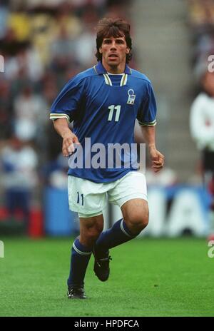 GIANFRANCO ZOLA ITALIE & Chelsea FC 18 Juin 1997 Banque D'Images