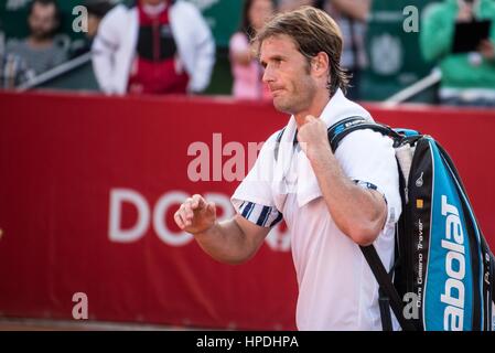 22 avril 2015 : Daniel GIMENO TRAVER-ESP à la fin du match à la Tournoi ATP BRD Nastase au Trophée Tiriac BNR Arenas, Roumanie ROU. Photo : Cronos/Catalin Soare Banque D'Images