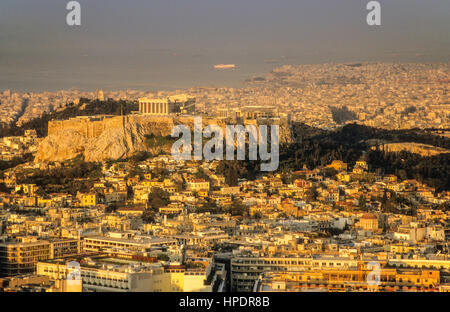 Skyline d'Athènes, avec l'Acropole, Athènes, Grèce, Europe Banque D'Images