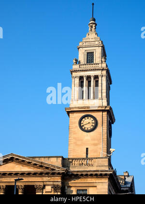 Tour de l'horloge à la Guidhall à Hull Yorkshire Angleterre Banque D'Images