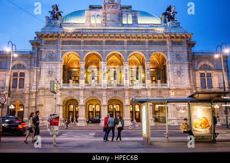 Staatsoper (Opéra d'État de Vienne), Ringstrasse, ring road, Vienne, Autriche, Europe Banque D'Images
