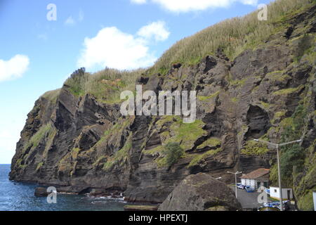La nature pittoresque au bord de mer, région rurale sur l'île de São Miguel, Açores, Portugal. Banque D'Images