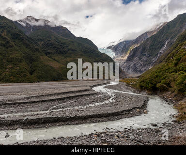 La rivière glaciaire et, langue du glacier de Franz Josef Glacier, West Coast, Southland, Nouvelle-Zélande Banque D'Images