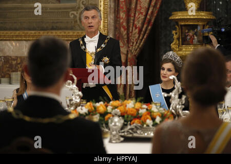 Madrid, Espagne. 22 février 2017. Reine Letizia d'Espagne avec l'Argentine le président Mauricio Macri lors de dîner de gala pour le président de l'Argentine sur l'ocassion de sa visite officielle en Espagne en RealPalace, Madrid, le mercredi 22 février, 2017 : Crédit Gtres más información en ligne Comuniación,S.L./Alamy Live News Banque D'Images