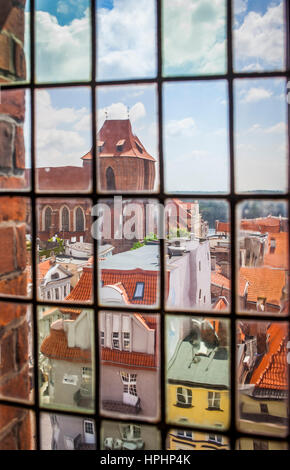 Cathédrale et sur les toits de la ville de Torun, POLOGNE,. Banque D'Images