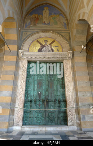 Porte de Bronze sur la Cattedrale di Sant'Andrea Amalfi Italie Banque D'Images