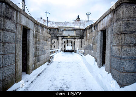 Le centre-ville historique de Halifax vieux château forteresse et citadelle entrée porte mur monument en Nouvelle-Écosse hiver neige Banque D'Images