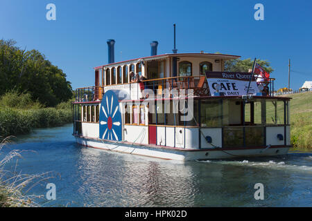 Blenheim, Marlborough, Nouvelle-Zélande. Le Marlborough River Queen à la confluence de la Taylor et Opaoa (Opawa) Rivières. Banque D'Images